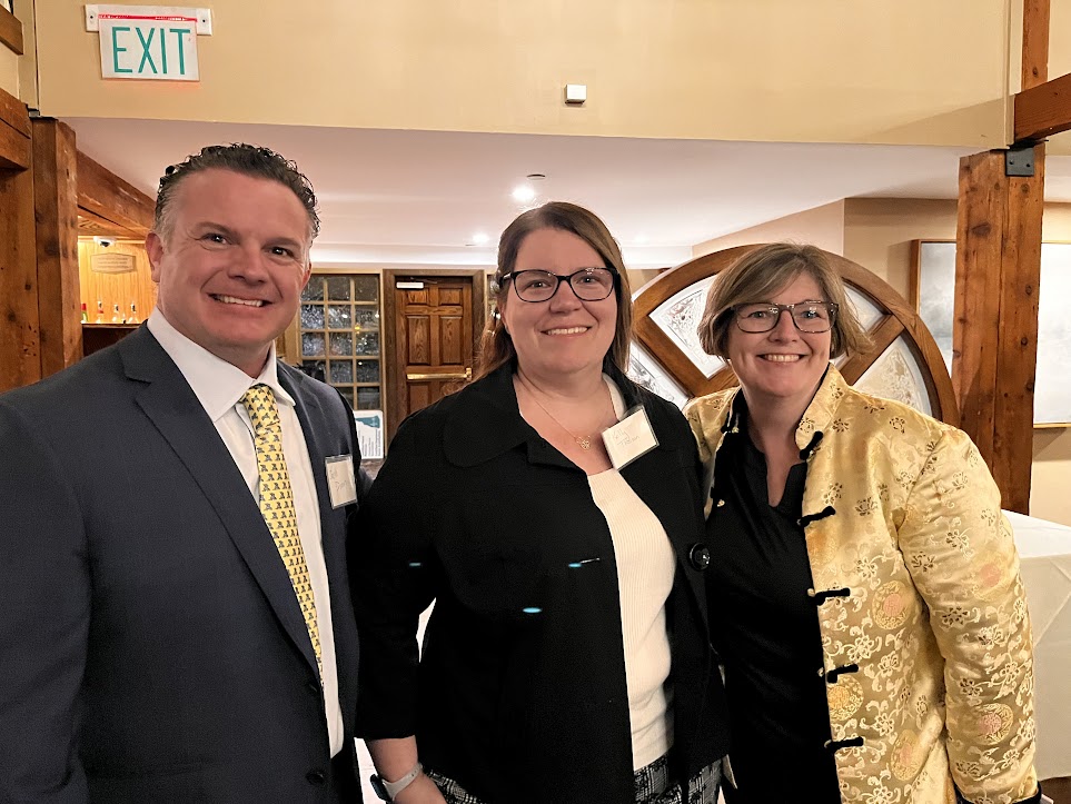 NHNPA members and healthcare leaders networking together at an NHNPA professional event